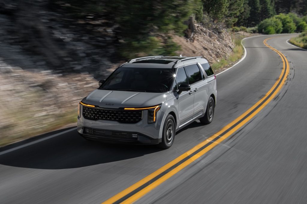 2026 Kia Carnival HEV
