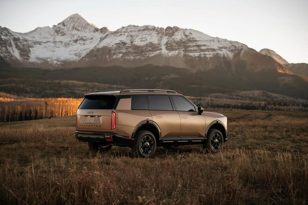 2027 Kia Telluride Back Rear Color